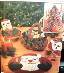 7024 XMAS MAT, BUN WARMR, SCULPTD  BASKET, NAPKIN TREE PATTERN